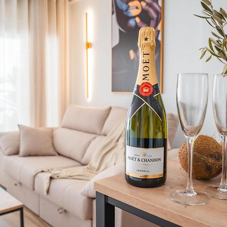 Apartamento Boutique Beluga Garrucha Eksteriør billede