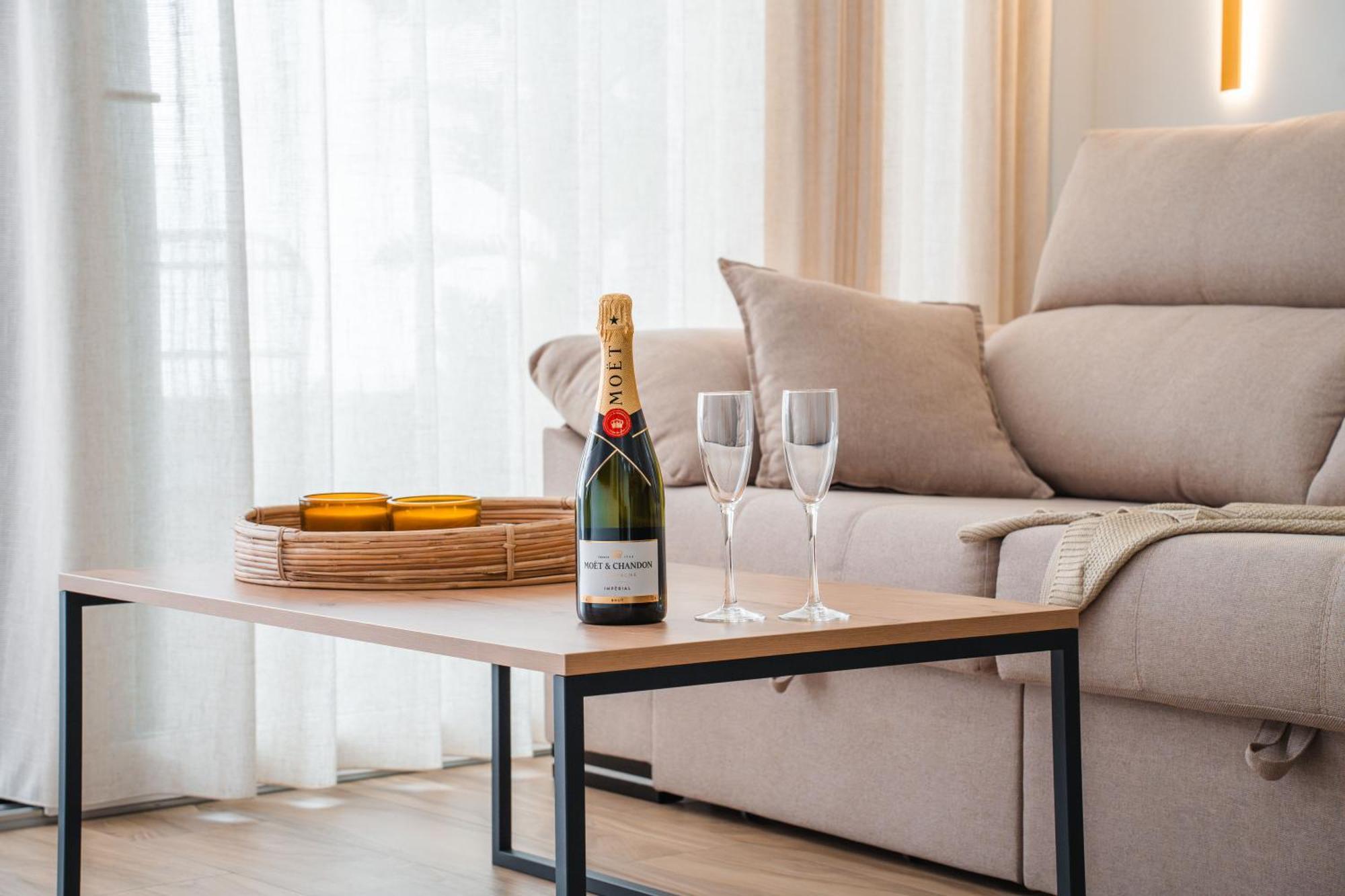 Apartamento Boutique Beluga Garrucha Eksteriør billede